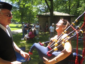 Kirby with the bagpipes