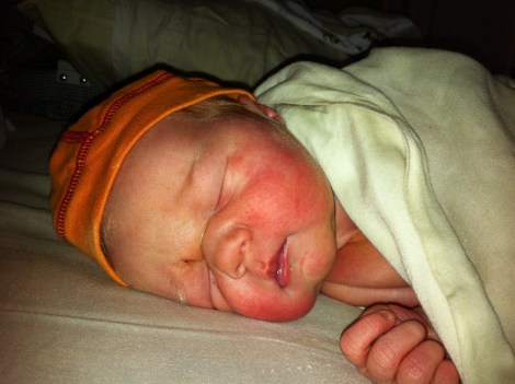 Squishy newborn Linden.